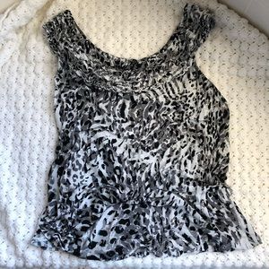 New York and Company Size L Black & White Top